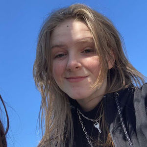 Meet your Posher, Kara